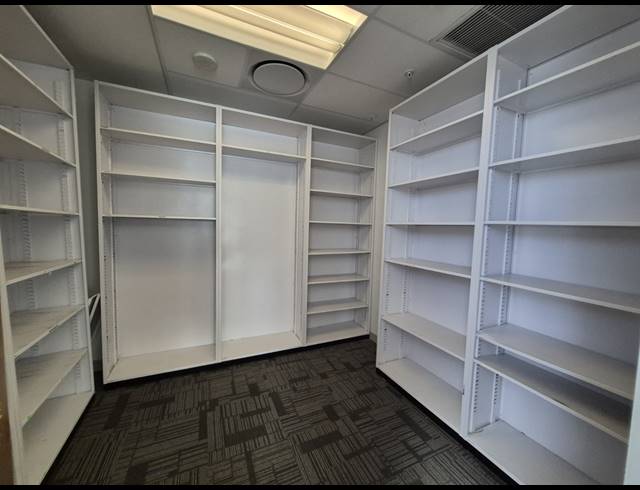 521M² OFFICE TO LET IN SANDHURST